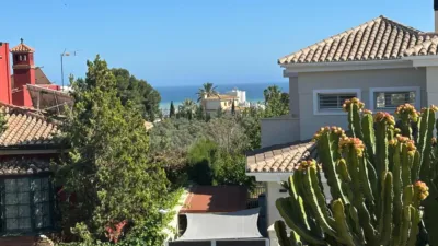 Chalet en venta en Calle Figurillas, Cortijo de Maza-Finca Monsálvez-El Olivar (Distrito Churriana. Málaga Capital) de 1.050.000 €