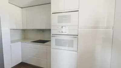 Piso en venta en Iglesia San José, San José-Varela-La Laguna (Cádiz Capital) de 400.000 €