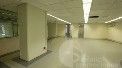 Local comercial en alquiler en Alameda Principal, Ensanche Centro-Puerto (Distrito Centro. Málaga Capital) de 35.000 €<span>/mes</span>