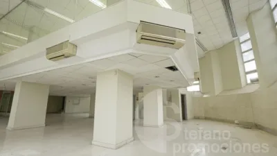 Local comercial en alquiler en Alameda Principal, Ensanche Centro-Puerto (Distrito Centro. Málaga Capital) de 35.000 €<span>/mes</span>