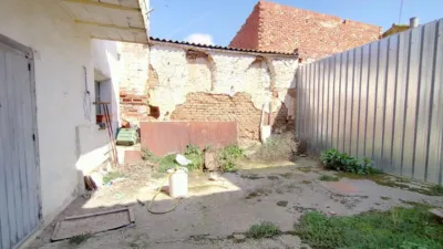 Chalet en venta en Calle de Garfilán, cerca de Calle Jacinto Benavente, Torres de Berrellén de 74.000 €