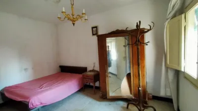 Chalet en venta en Calle de Garfilán, cerca de Calle Jacinto Benavente, Torres de Berrellén de 74.000 €