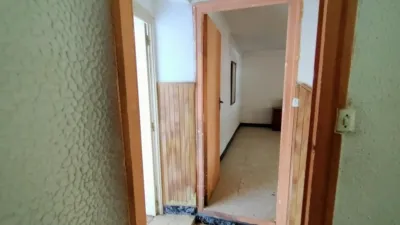 Chalet en venta en Calle de Garfilán, cerca de Calle Jacinto Benavente, Torres de Berrellén de 74.000 €