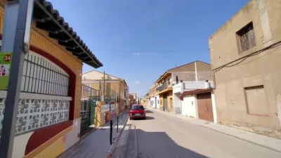 Chalet en venta en Calle de Garfilán, cerca de Calle Jacinto Benavente, Torres de Berrellén de 74.000 €