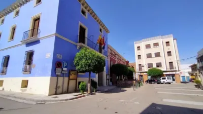 Chalet en venta en Calle de Garfilán, cerca de Calle Jacinto Benavente, Torres de Berrellén de 74.000 €