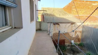 Chalet en venta en Calle de Garfilán, cerca de Calle Jacinto Benavente, Torres de Berrellén de 74.000 €