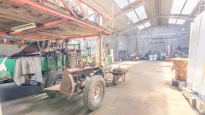 Nave industrial en venta en Calle Llano-Piedeloro, Número 19, La Granda (Candás). Municipio de Carreño de 349.986 €