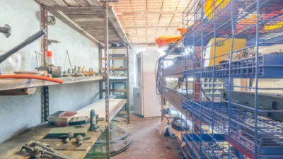 Nave industrial en venta en Calle Llano-Piedeloro, Número 19, La Granda (Candás). Municipio de Carreño de 349.986 €
