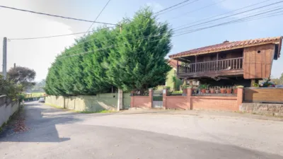 Casa en venta en Calle Tras La Iglesia, Número 8, Ablaneda (Corvera de Asturias) de 549.900 €