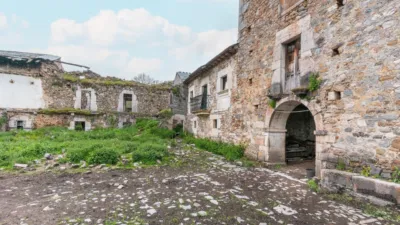 Casa en venta en Camino Carrera, La Vega de los Viejos (Cabrillanes) de 450.000 €
