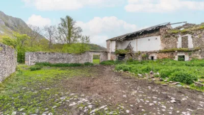 Casa en venta en Camino Carrera, La Vega de los Viejos (Cabrillanes) de 450.000 €
