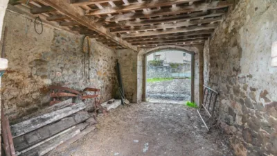 Casa en venta en Camino Carrera, La Vega de los Viejos (Cabrillanes) de 450.000 €