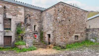 Casa en venta en Camino Carrera, La Vega de los Viejos (Cabrillanes) de 450.000 €