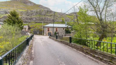 Casa en venta en Camino Carrera, La Vega de los Viejos (Cabrillanes) de 450.000 €