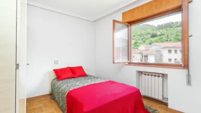 Casa en venta en Calle Pelugano-Juego Bola, Número 122, Bello (Cabañaquinta-Aller). Municipio de Aller de 115.000 €