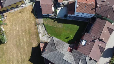 Casa en venta en Calle Pelugano-Juego Bola, Número 122, Bello (Cabañaquinta-Aller). Municipio de Aller de 115.000 €