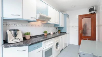 Piso en venta en Calle José Manuel Fuente 'El Tarangu', 3, Nueva Huca (Oviedo) de 270.000 €