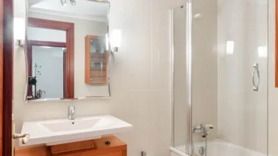 Piso en venta en Calle José Manuel Fuente 'El Tarangu', 3, Nueva Huca (Oviedo) de 270.000 €