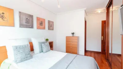 Piso en venta en Calle José Manuel Fuente 'El Tarangu', 3, Nueva Huca (Oviedo) de 270.000 €