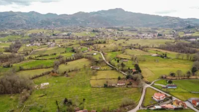 Finca rústica en venta en Calle Paraes, Número 13, Nava de 68.000 €
