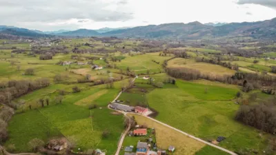 Finca rústica en venta en Calle Paraes, Número 13, Nava de 68.000 €