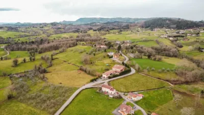 Finca rústica en venta en Calle Paraes, Número 13, Nava de 68.000 €