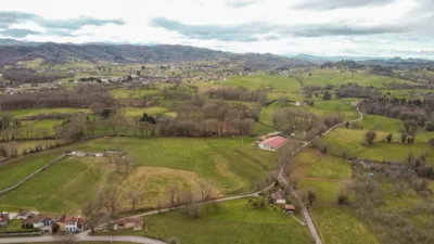 Finca rústica en venta en Calle Paraes, Número 13, Nava de 68.000 €