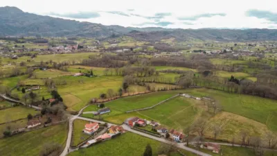 Finca rústica en venta en Calle Paraes, Número 13, Nava de 68.000 €