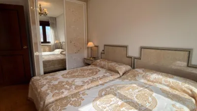 Piso en alquiler en Calle del General Elorza, 54, Pumarín-Teatinos (Oviedo) de 1.200 €<span>/mes</span>