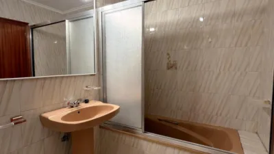 Piso en alquiler en Calle del General Elorza, 54, Pumarín-Teatinos (Oviedo) de 1.200 €<span>/mes</span>