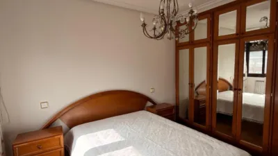 Piso en alquiler en Calle del General Elorza, 54, Pumarín-Teatinos (Oviedo) de 1.200 €<span>/mes</span>