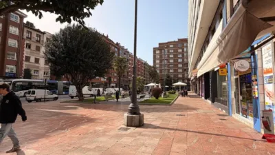 Piso en alquiler en Calle del General Elorza, 54, Pumarín-Teatinos (Oviedo) de 1.200 €<span>/mes</span>