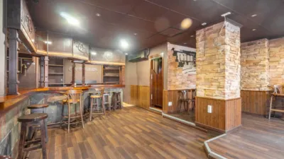 Local comercial en venta en Calle Castillo de Gauzón, 18 - Vista 3