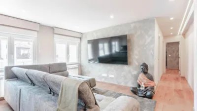 Flat at 13 Rafael Belderrain Street photo 12