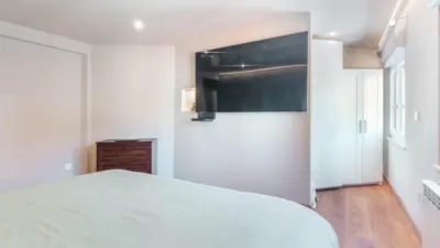 Flat at 13 Rafael Belderrain Street photo 15