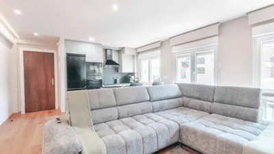 Flat at 13 Rafael Belderrain Street photo 2