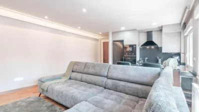 Flat at 13 Rafael Belderrain Street photo 3