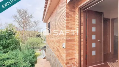 Single-family home in Sant Esteve Sesrovires photo 11