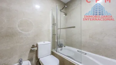 Casa adosada en alquiler en Salvador - Imagen 28