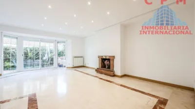 Casa adosada en alquiler en Salvador - Imagen 5