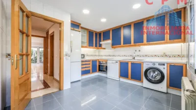 Casa adosada en alquiler en Salvador - Imagen 9