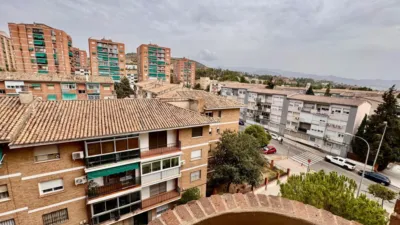 Piso en alquiler en Avenida de Pulianas, cerca de Calle Gutierre Tibón, Cartuja (Distrito Norte. Granada Capital) de 900 €<span>/mes</span>