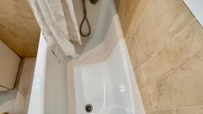 Piso en alquiler en Avenida de Pulianas, cerca de Calle Gutierre Tibón, Cartuja (Distrito Norte. Granada Capital) de 900 €<span>/mes</span>