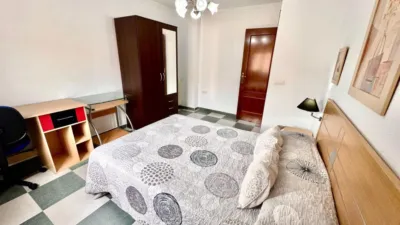 Piso en alquiler en Avenida de Pulianas, cerca de Calle Gutierre Tibón, Cartuja (Distrito Norte. Granada Capital) de 900 €<span>/mes</span>