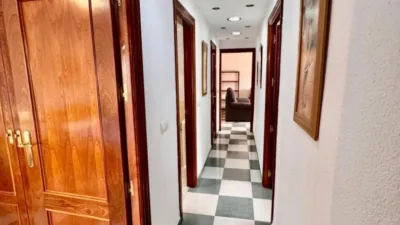 Piso en alquiler en Avenida de Pulianas, cerca de Calle Gutierre Tibón, Cartuja (Distrito Norte. Granada Capital) de 900 €<span>/mes</span>