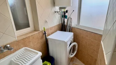 Piso en alquiler en Avenida de Pulianas, cerca de Calle Gutierre Tibón, Cartuja (Distrito Norte. Granada Capital) de 900 €<span>/mes</span>