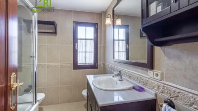 House in the Metropolitan Area photo 29