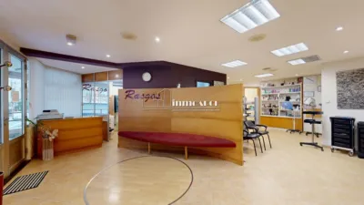 Local comercial en venta en Ronda de Outeiro, cerca de Calle de la Villa de Negreira - Vista 2