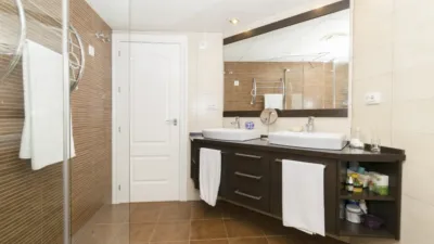 Apartment on Calle Carmen Conde, 83 photo 6