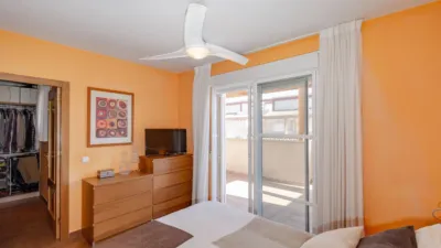 House on Jacinto Benavente Street, 23 photo 15